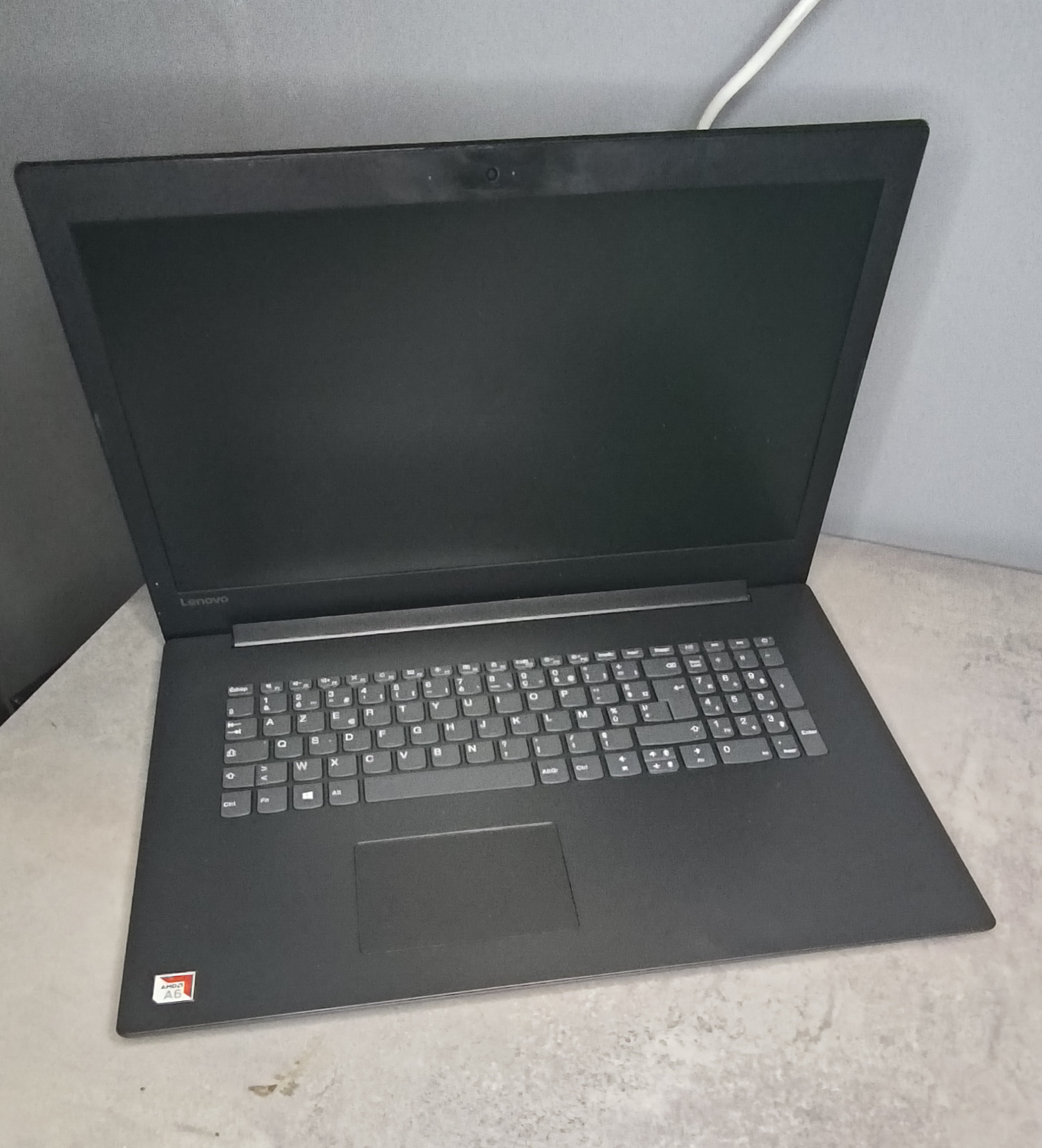 Lenovo IdeaPad 330-AST Reconditionné